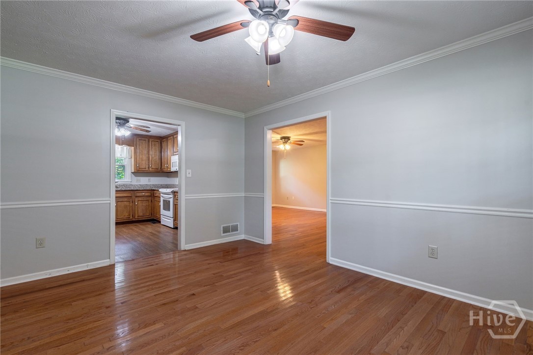 1161 Windsor Drive Property Photo 19