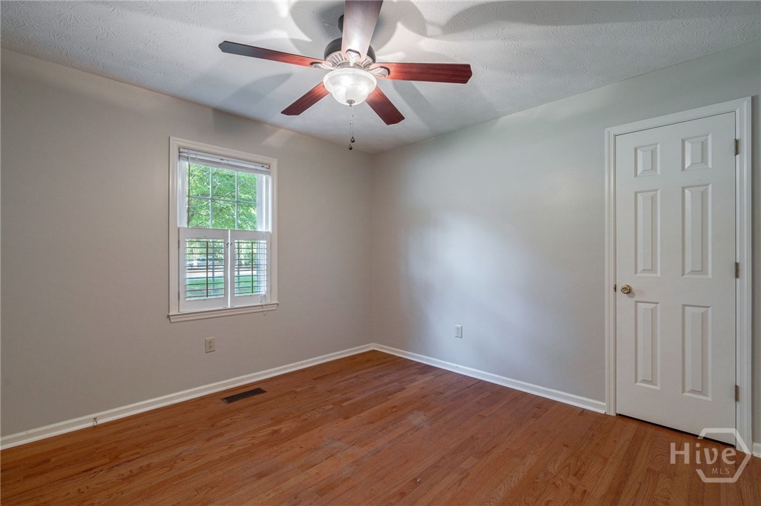 1161 Windsor Drive Property Photo 22