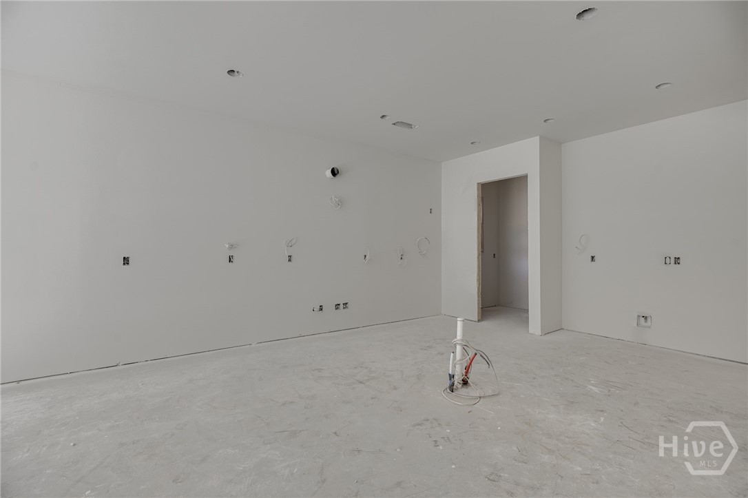 423 Lake Vista Drive Property Photo 12