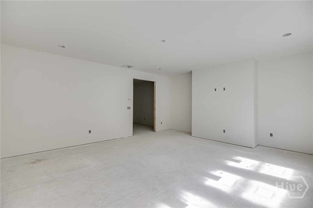 423 Lake Vista Drive Property Photo 22