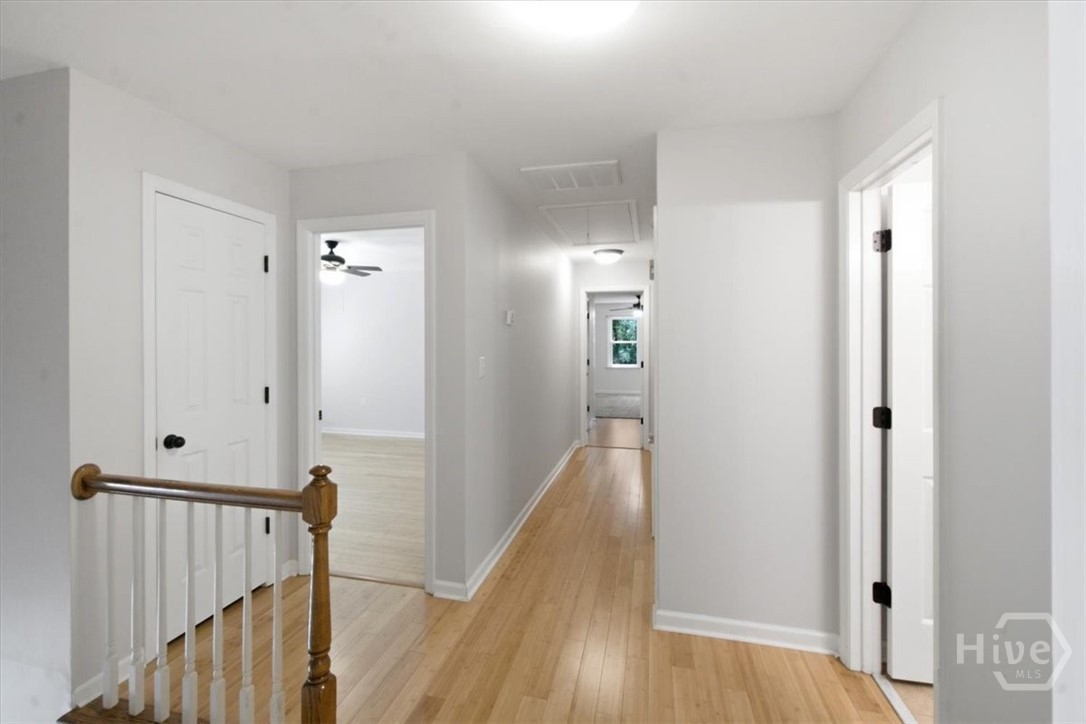 121 Ashbrook Drive Property Photo 17