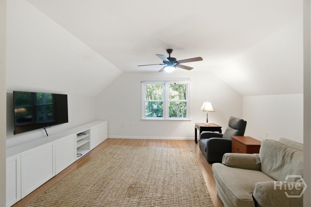121 Ashbrook Drive Property Photo 27