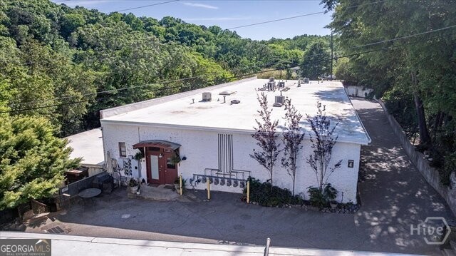 585 White Circle 402 Property Photo 1