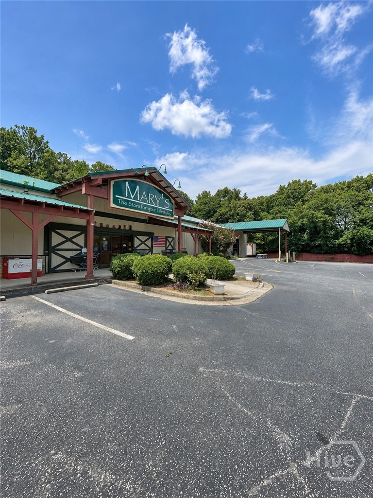4860 Atlanta Highway Property Photo 1
