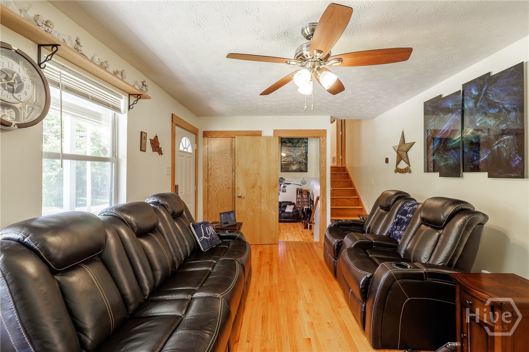 2665 Oak Log Way Ne Property Photo 4
