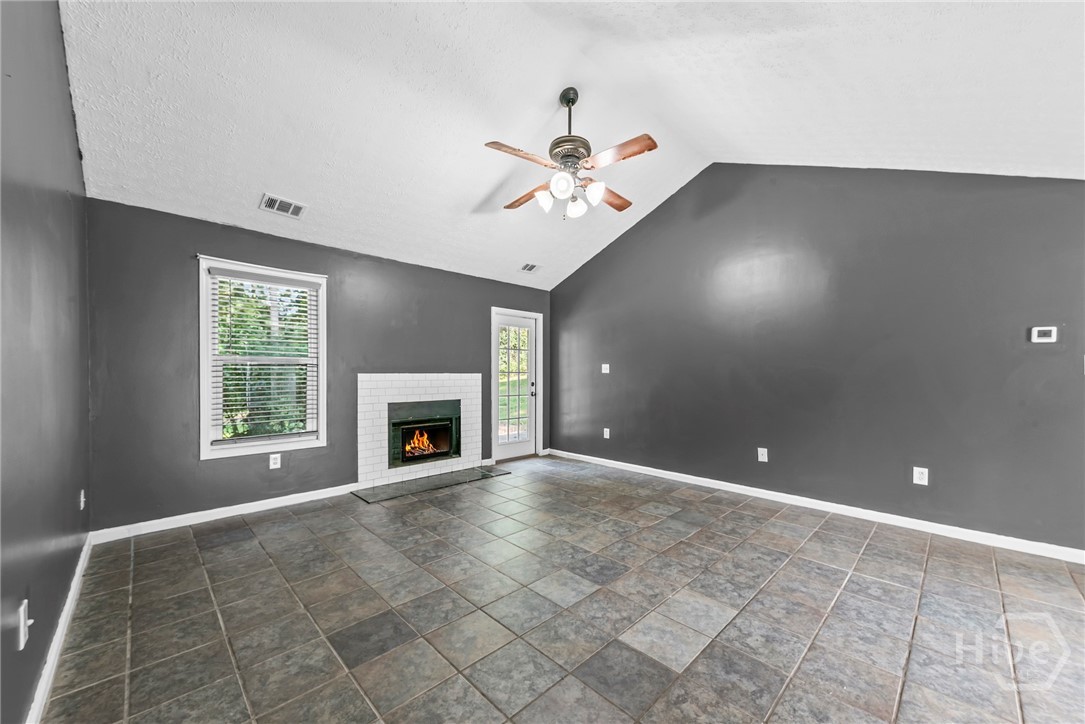 185 Jimmy Reynolds Drive Property Photo 5