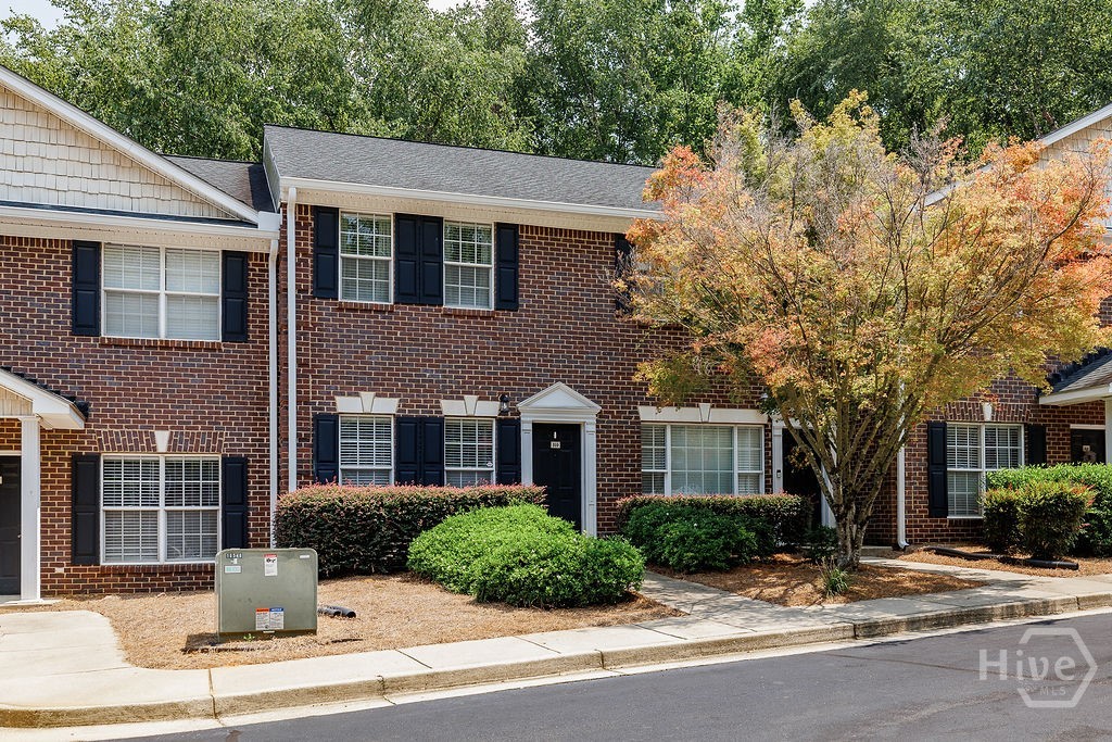 101 Wood Lake Drive 310 Property Photo 2
