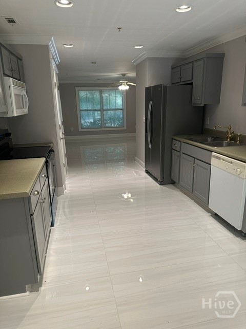 490 Barnett Shoals Road 302 Property Photo 7