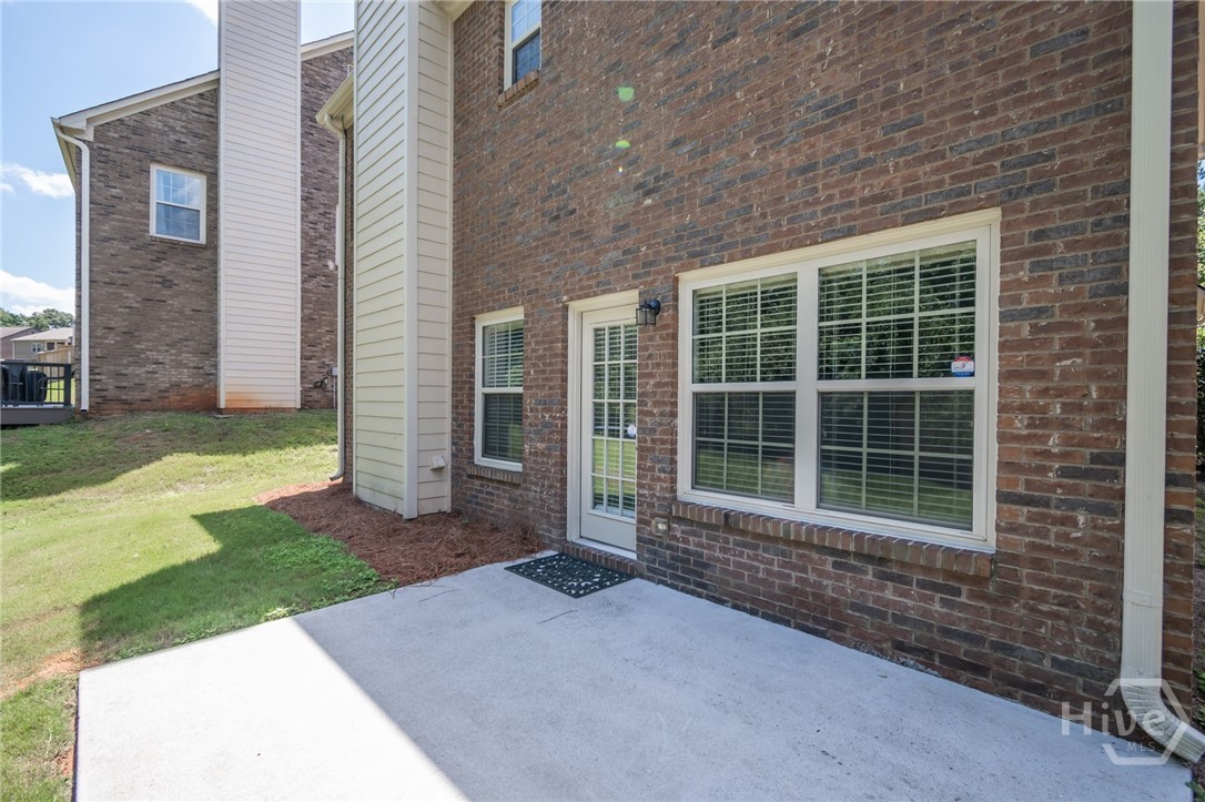 168 Putters Drive Property Photo 2