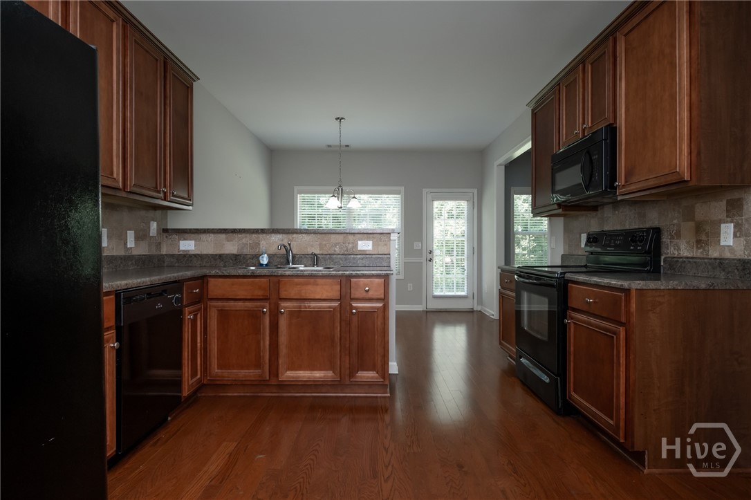 168 Putters Drive Property Photo 15