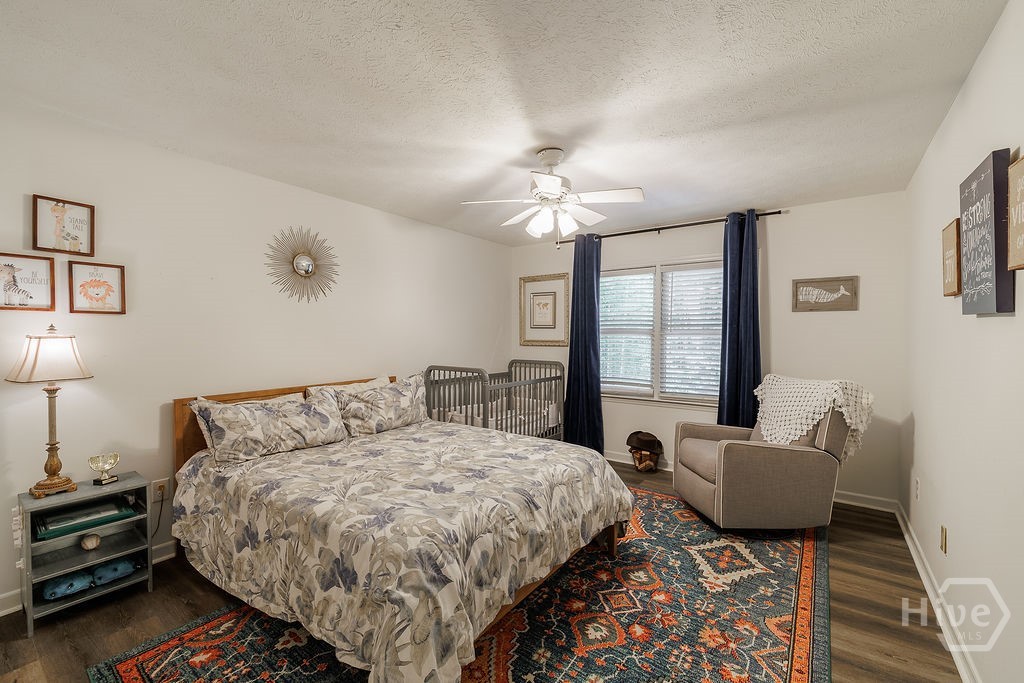 220 Eaglewood Court Property Photo 17