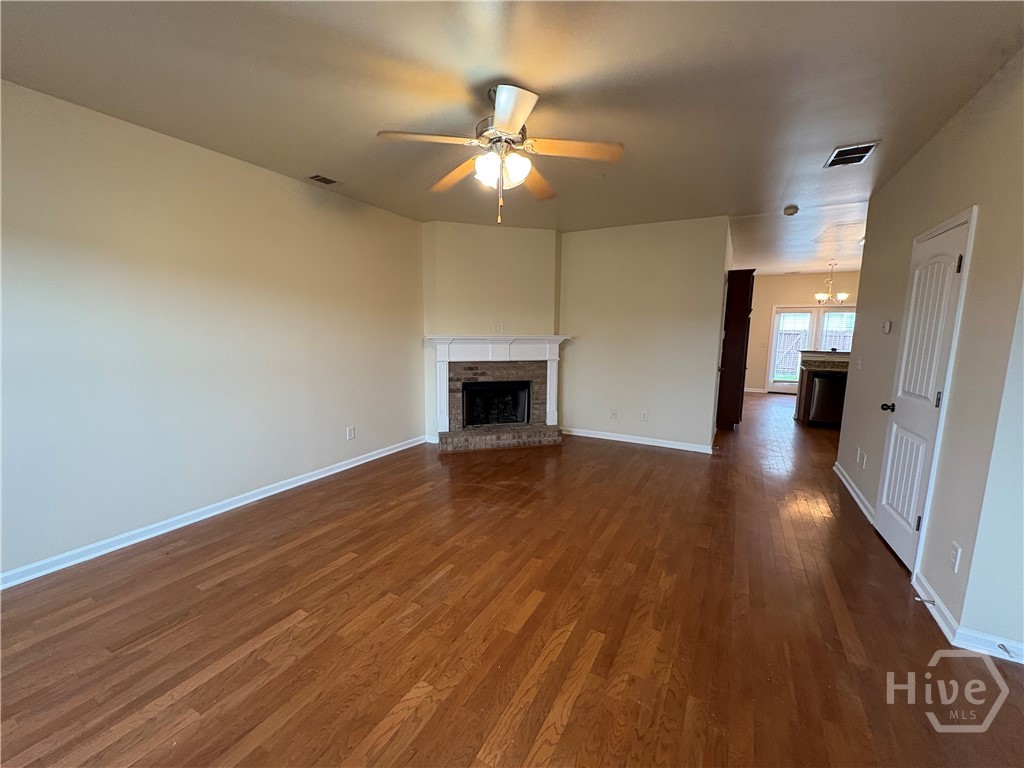127 Red Maple Drive Property Photo 8