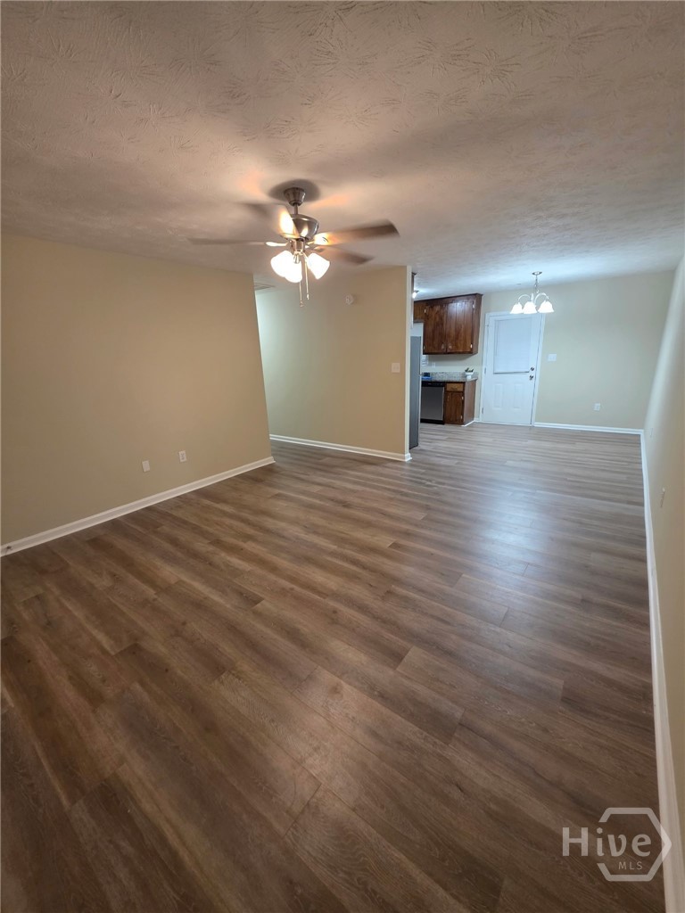 220 Big Oak Circle Property Photo 3