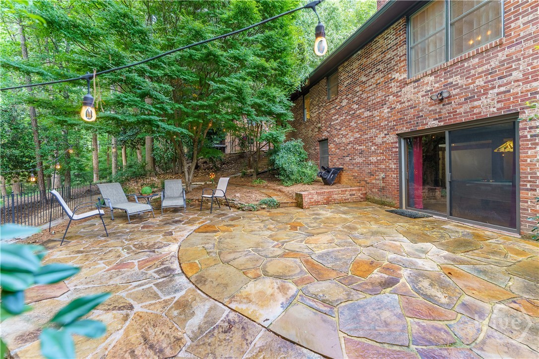 759 Riverhill Drive Property Photo 35
