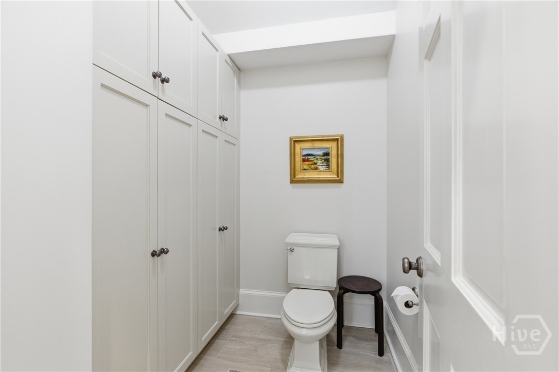 221 Hamilton Road Property Photo 23