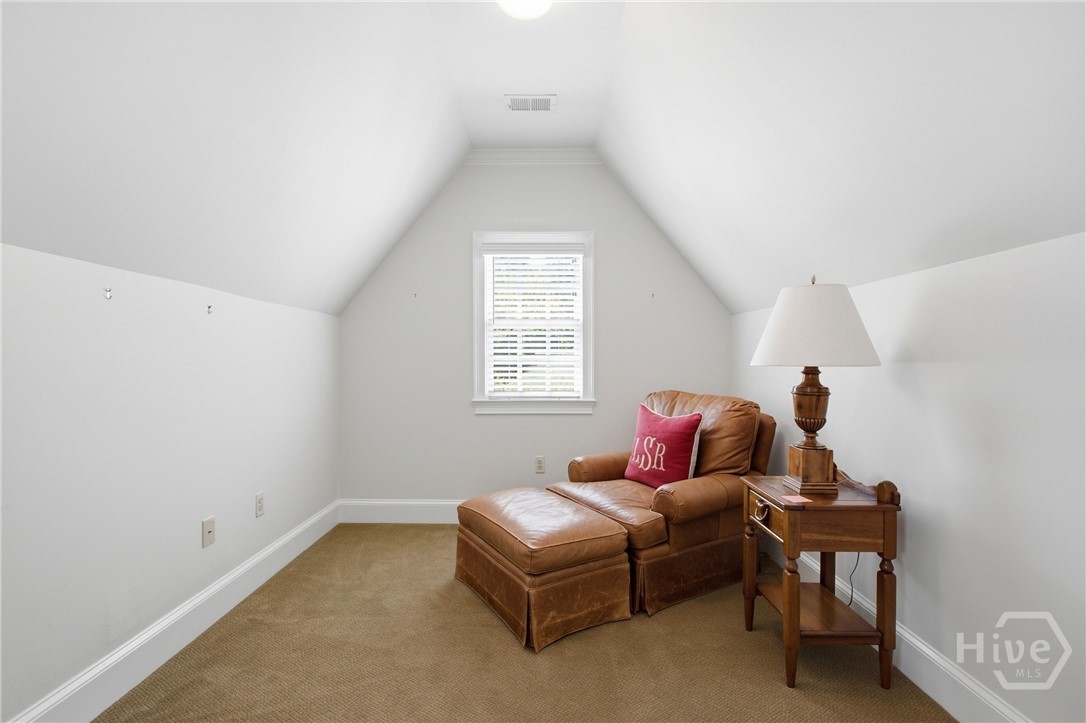 221 Hamilton Road Property Photo 28