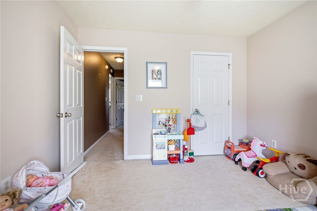 121 Crestview Drive Property Photo 18
