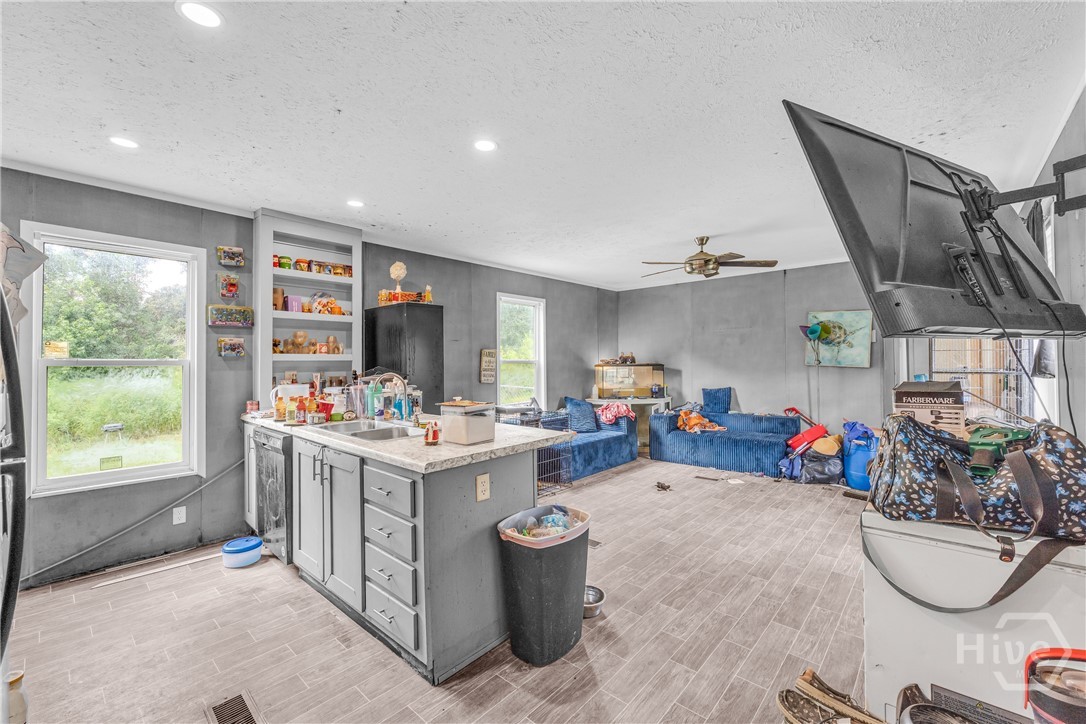 2159 Deep Creek Property Photo 4