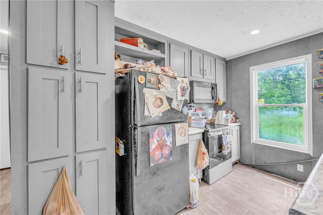2159 Deep Creek Property Photo 5