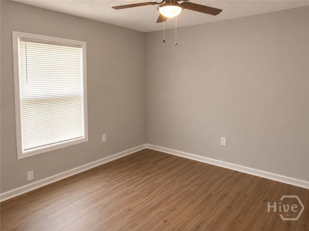 430 Martin Circle Property Photo 7