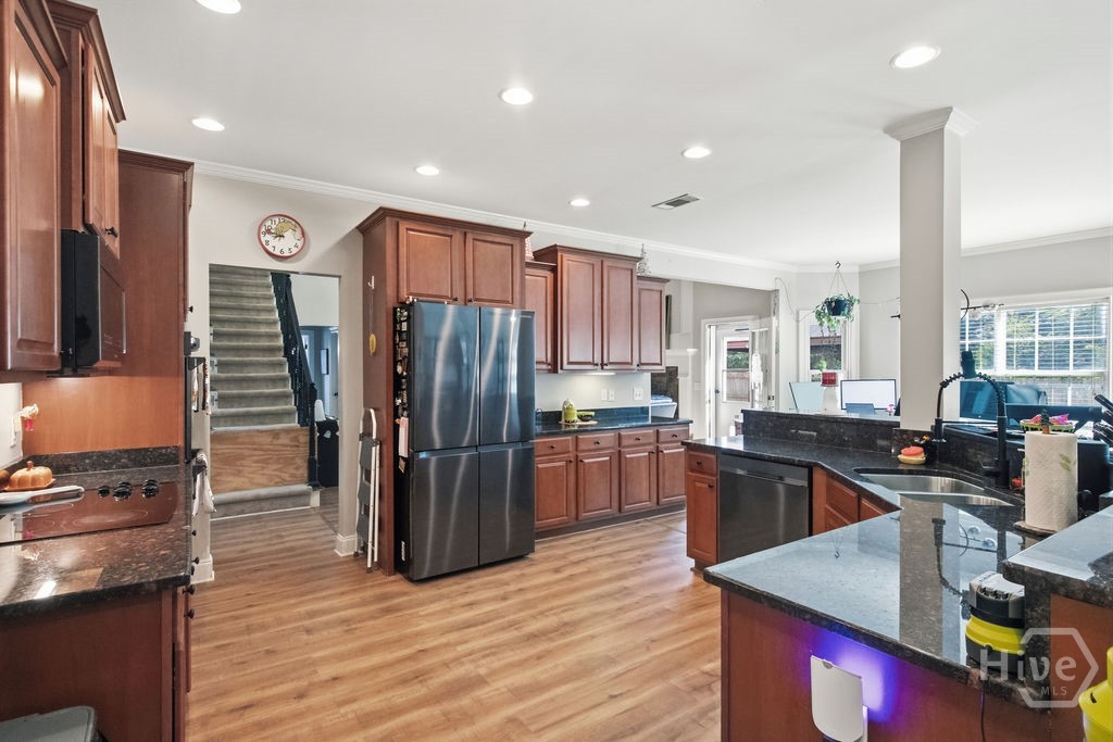 10 Toscanno Drive Property Photo 9