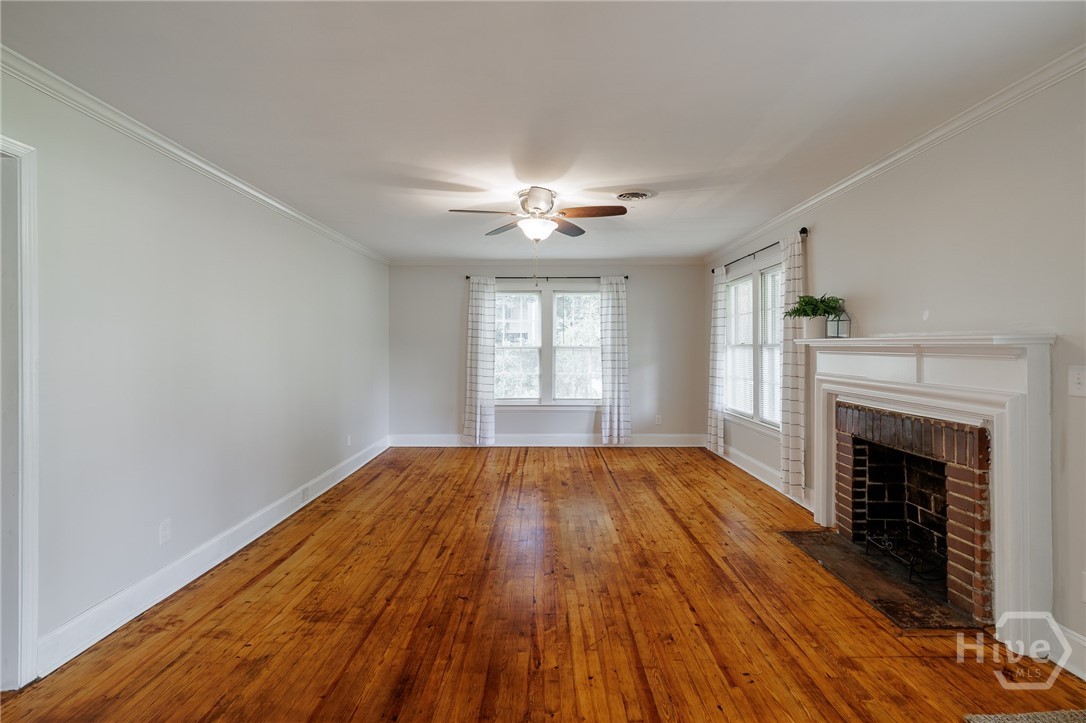 382 Elizabeth Street Property Photo 9