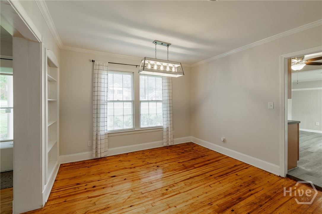 382 Elizabeth Street Property Photo 19