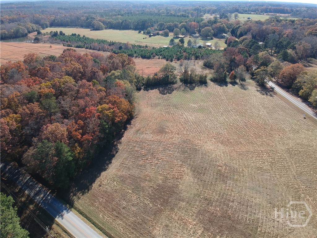 1401 Dixie Road Property Photo 3