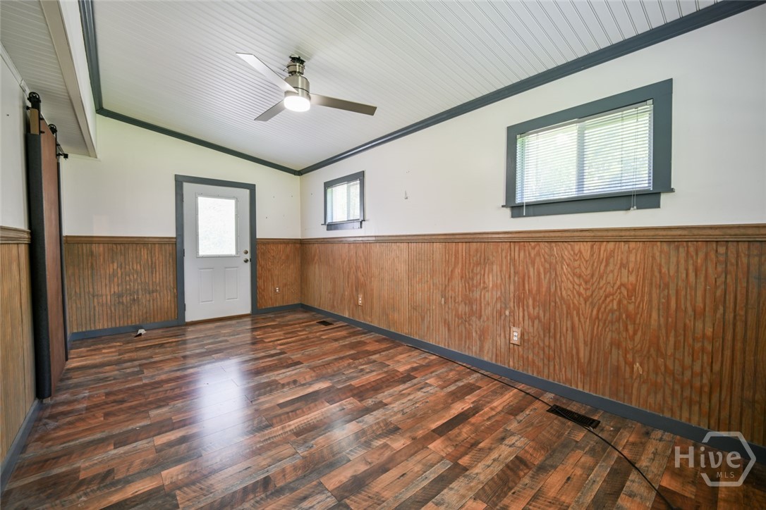 140 October Woods Drive Property Photo 13