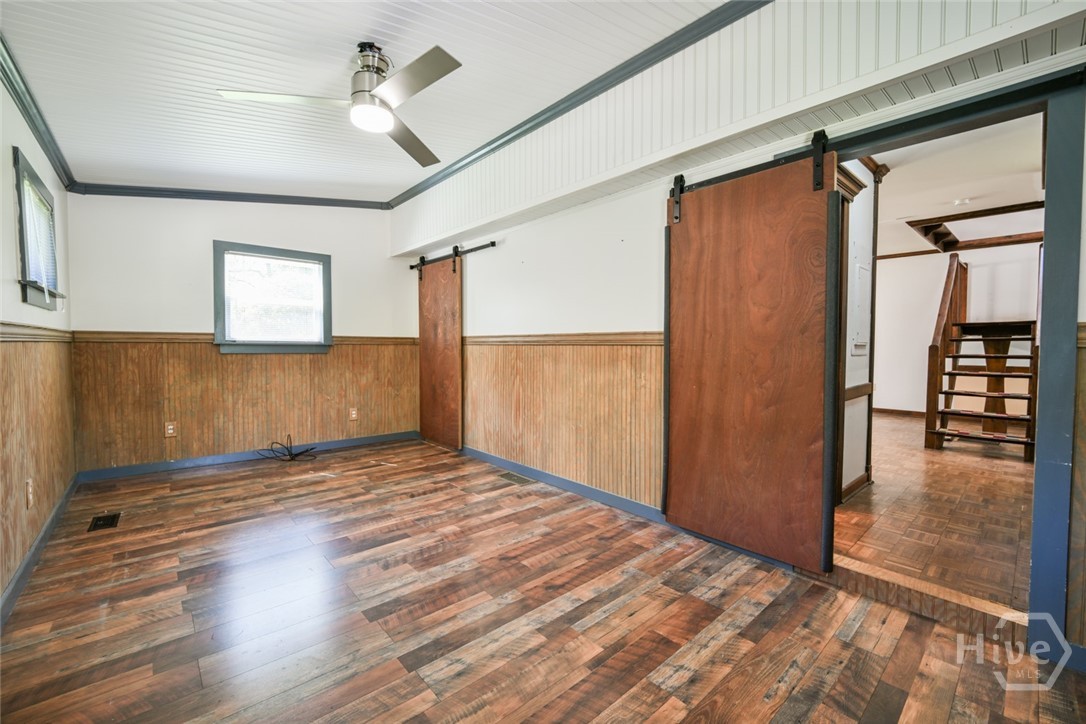 140 October Woods Drive Property Photo 15