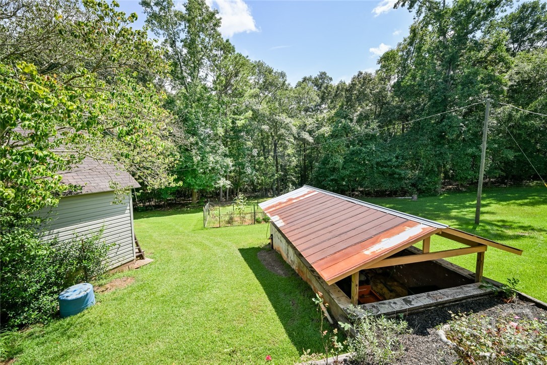 140 October Woods Drive Property Photo 42