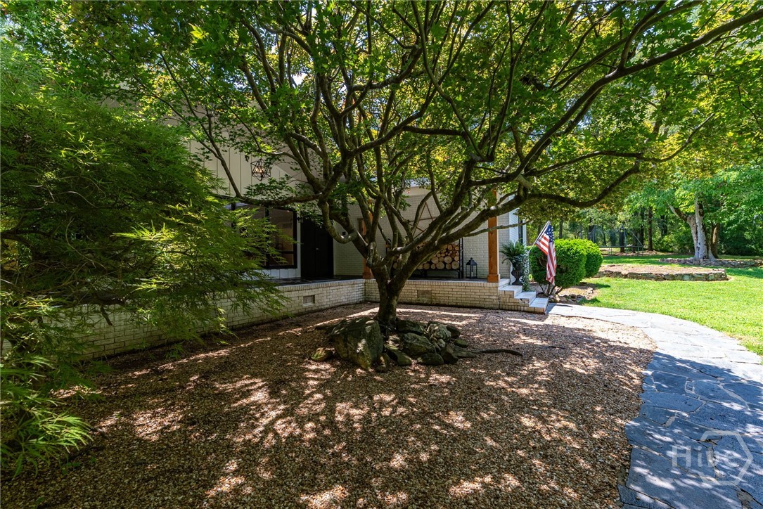 2425 Spratlin Mill Road Property Photo 6