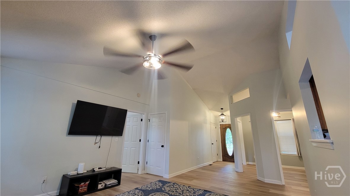 5131 Deer Path Ln Property Photo 6