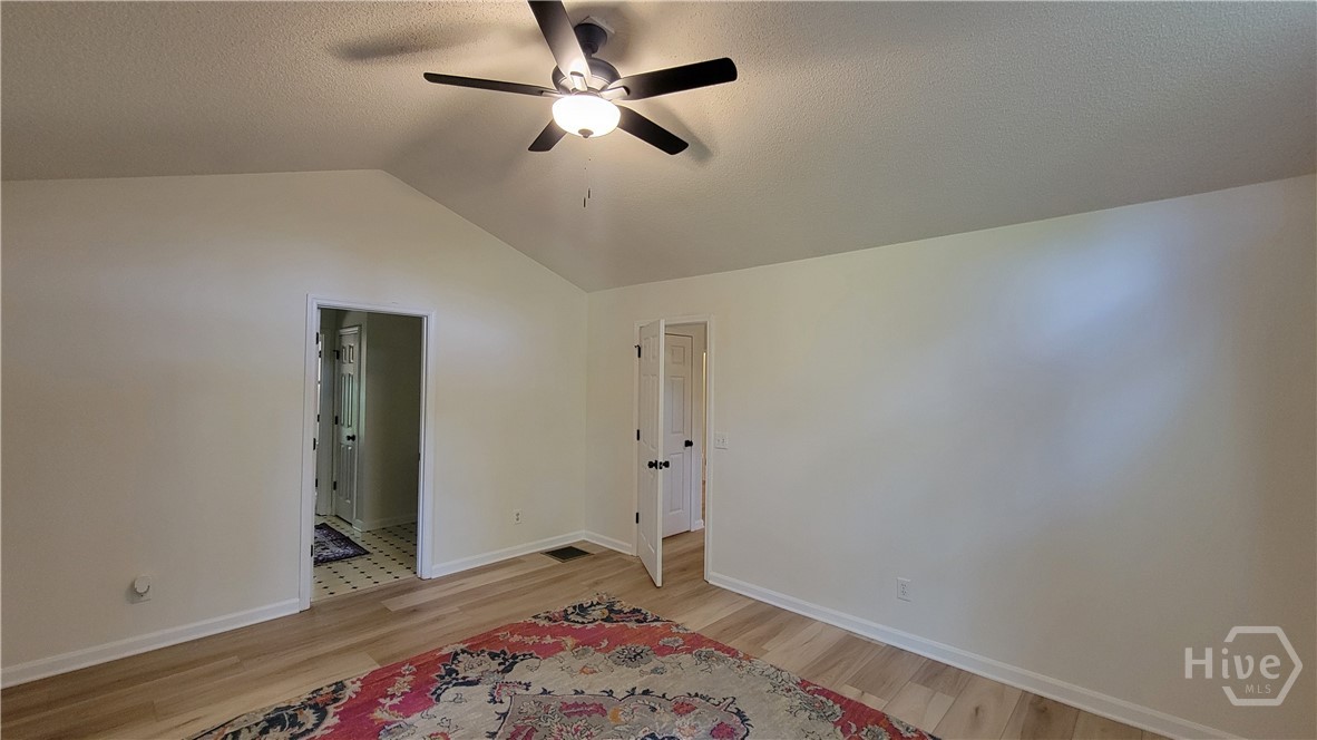 5131 Deer Path Ln Property Photo 11
