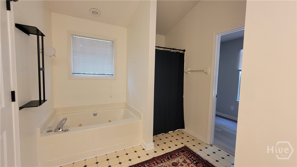 5131 Deer Path Ln Property Photo 12