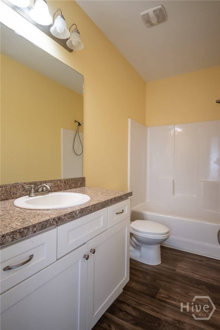 340 Park West Boulevard Property Photo 25