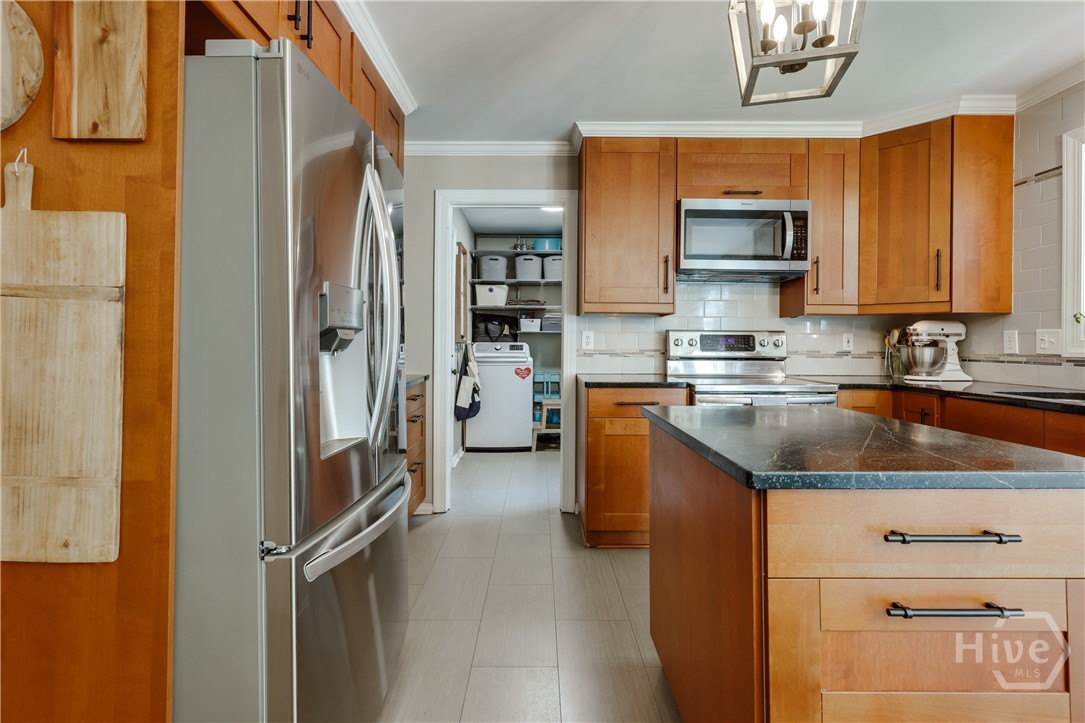 2221 Whippoorwill Property Photo 11