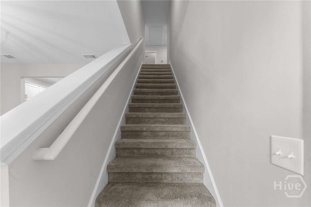 220 Haisley Run Property Photo 7