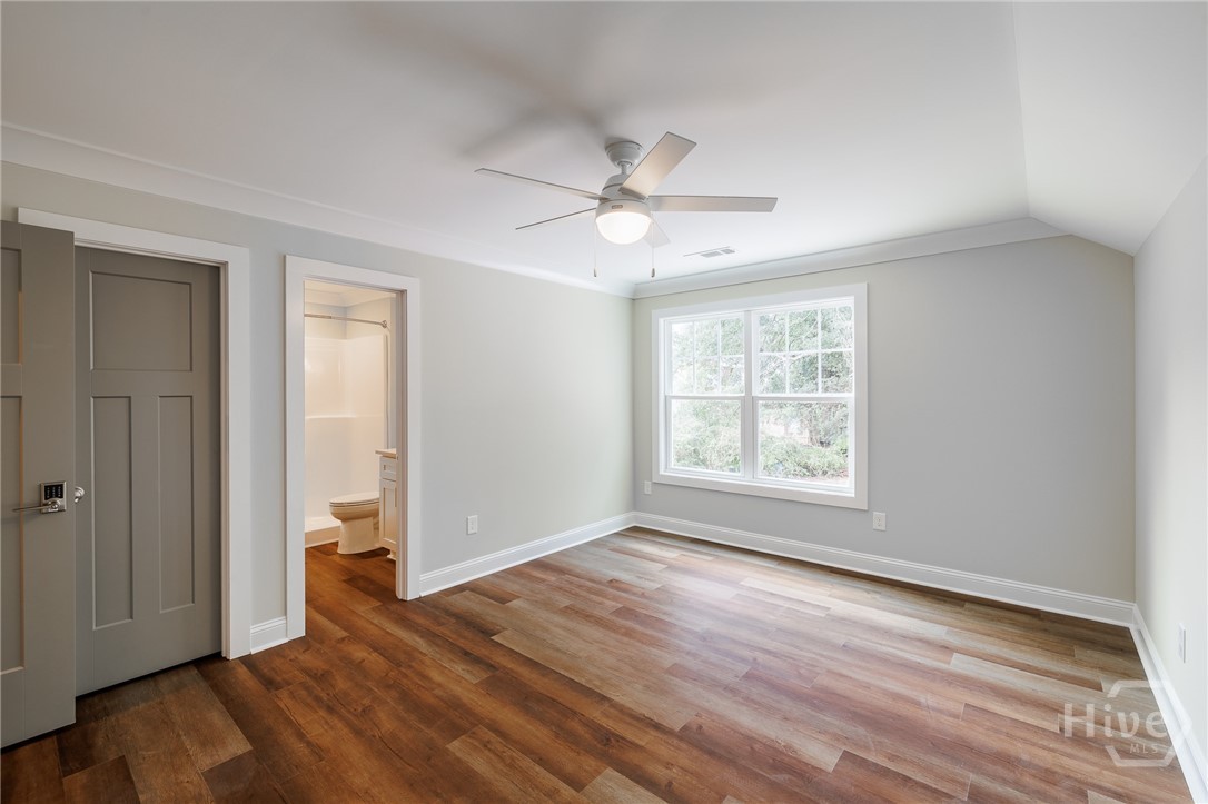 235 Pearl Street Property Photo 25