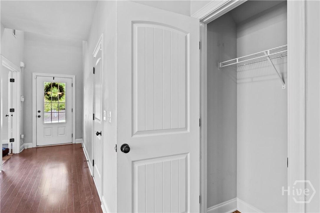 815 Ansbeth Way Property Photo 7