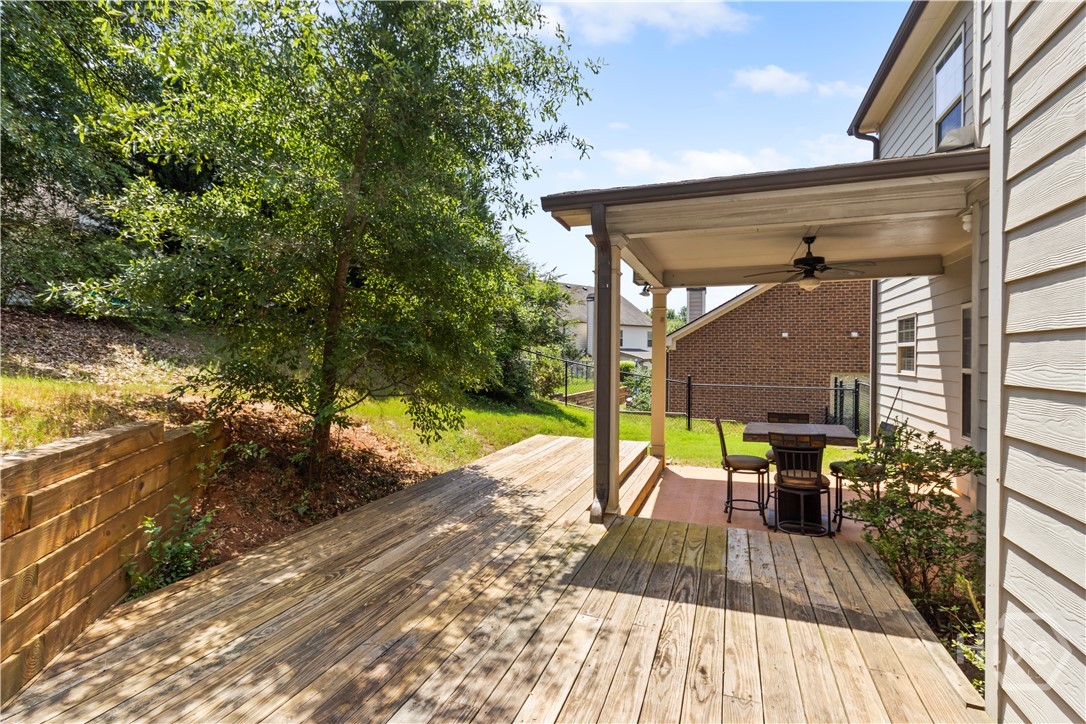 815 Ansbeth Way Property Photo 39