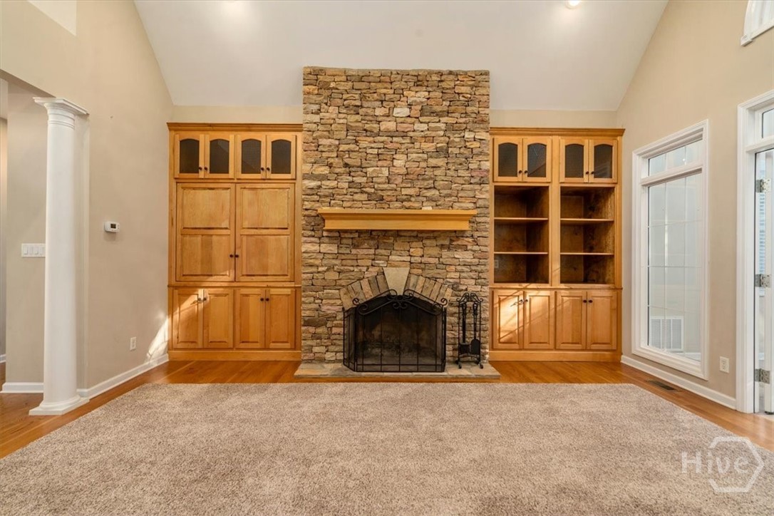 1628 Valley View Drive Property Photo 6