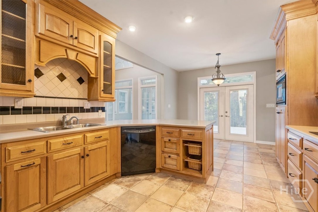 1628 Valley View Drive Property Photo 12