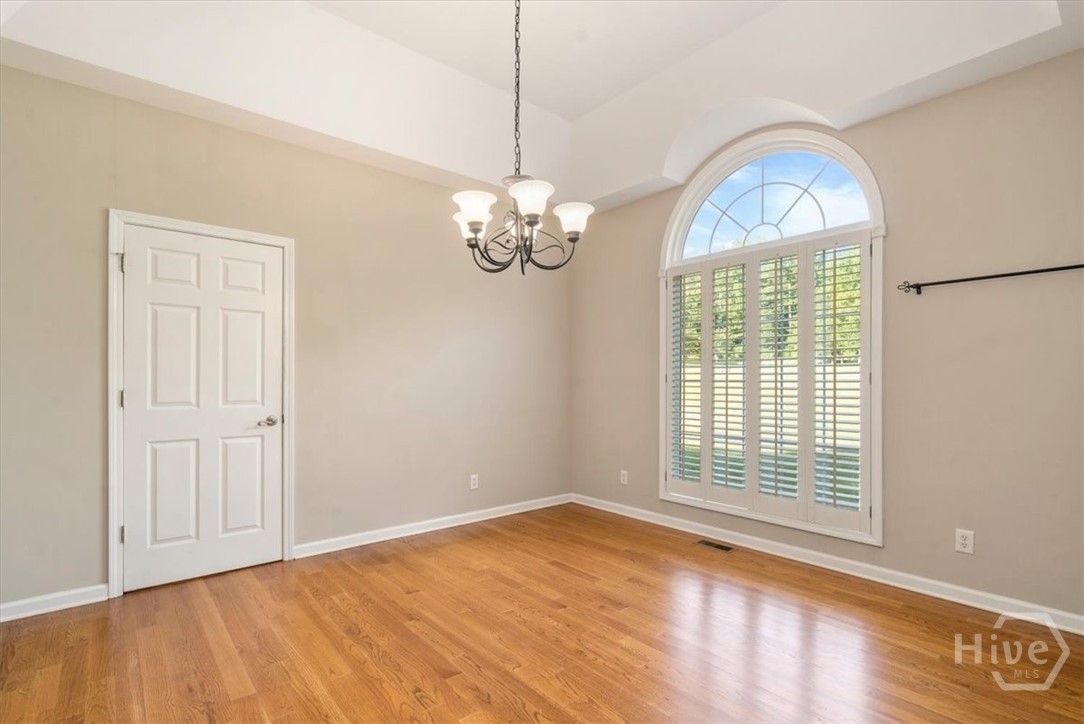 1628 Valley View Drive Property Photo 17