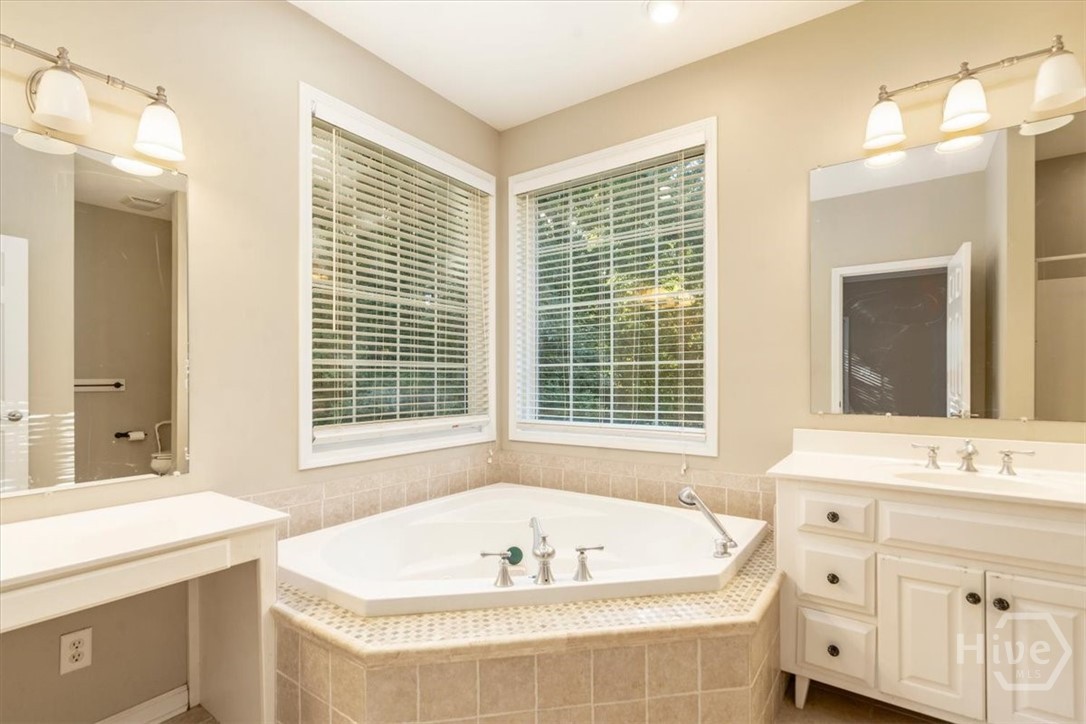 1628 Valley View Drive Property Photo 19
