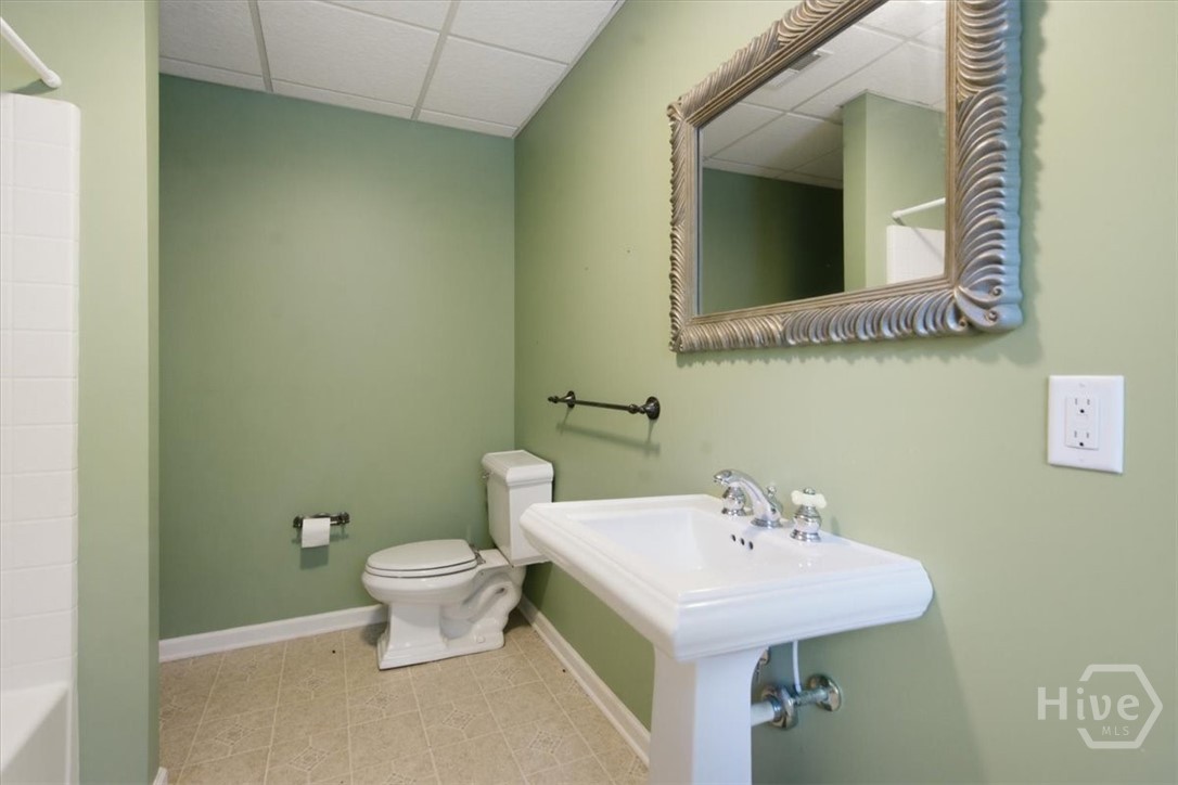 1628 Valley View Drive Property Photo 40