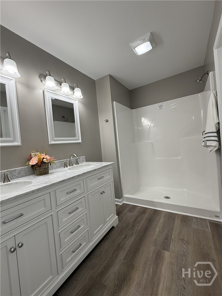 174 Charlotte Circle Property Photo 8