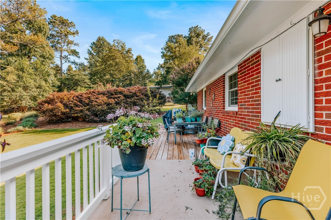 255 Caroline Avenue Property Photo 18