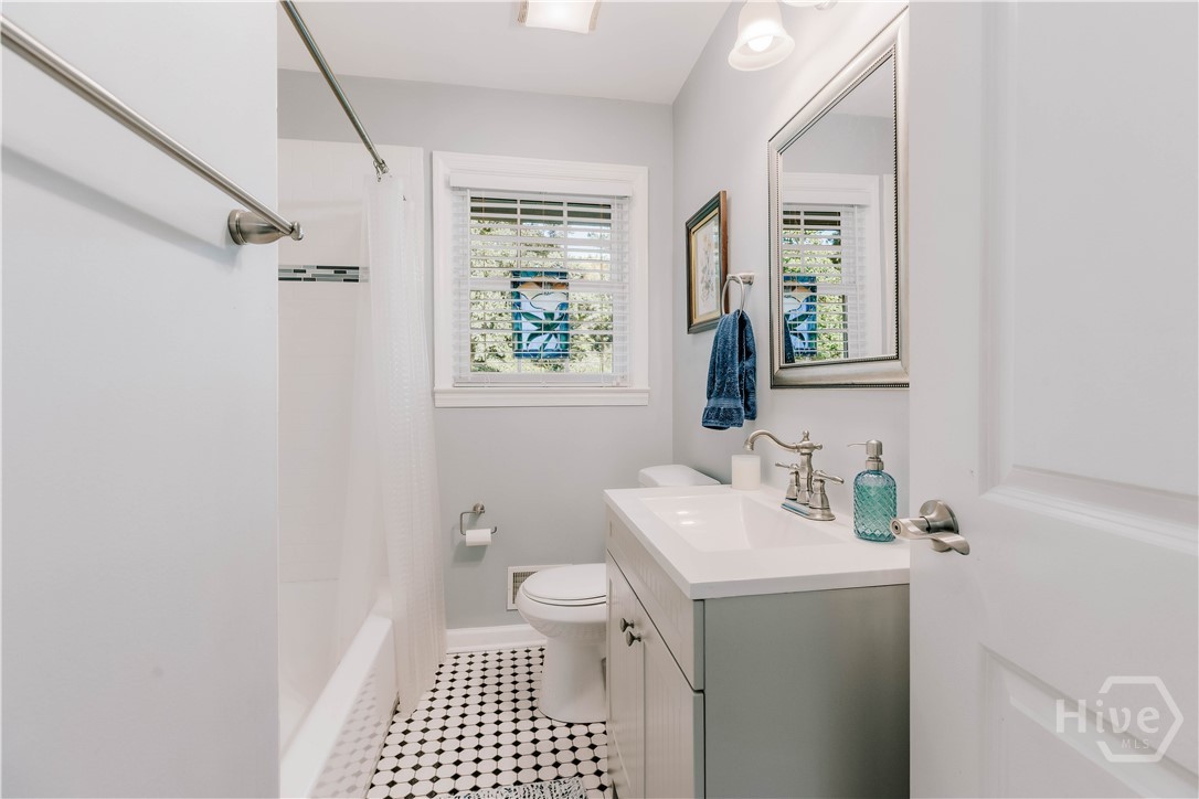 255 Caroline Avenue Property Photo 21