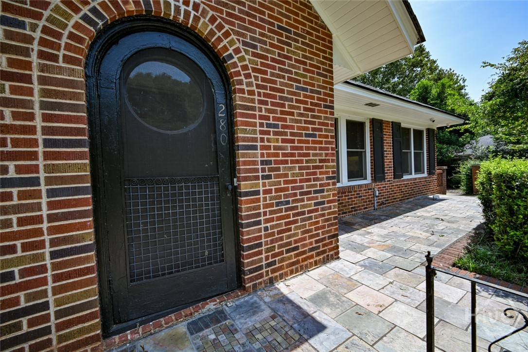 280 Holman Avenue Property Photo 5